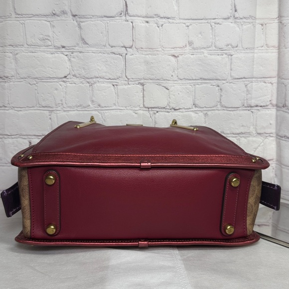 Coach Dreamer Endless Possibilities of New York City Handbag + Leather Crossbody - Picture 11 of 16